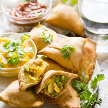 Load image into Gallery viewer, Samosa ( 2 Pieces )
